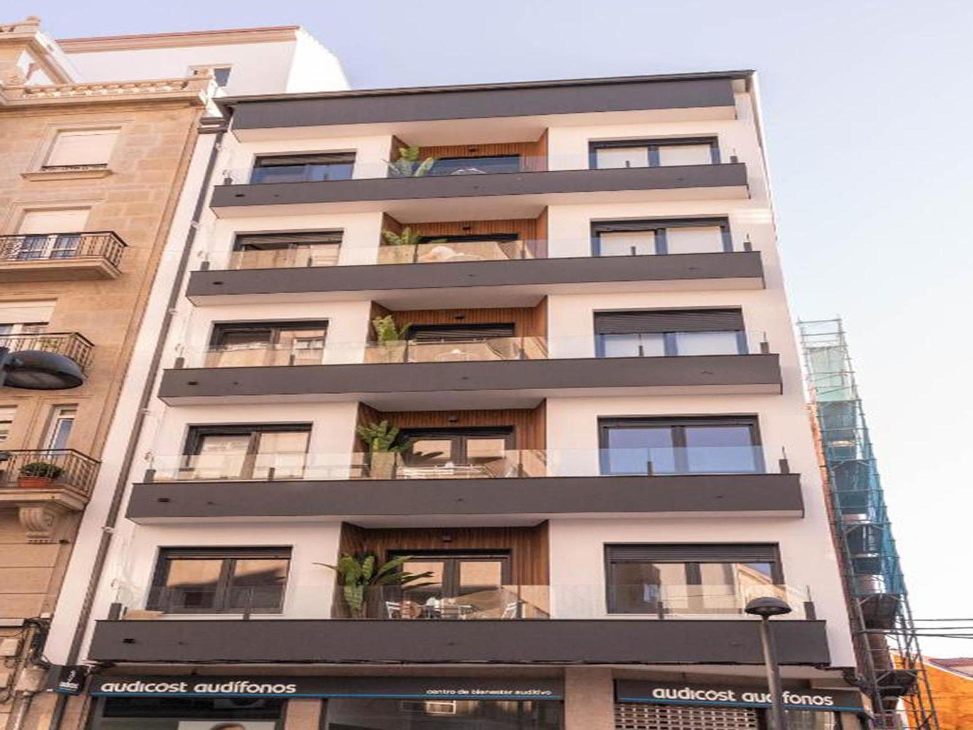 Apartment 3000 *